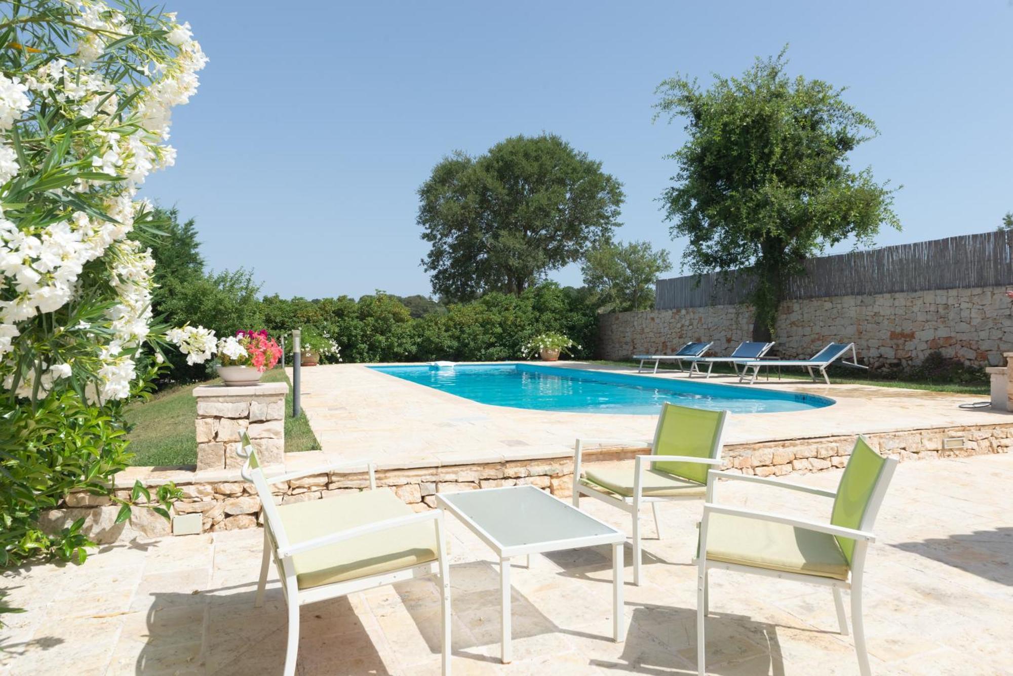 Trullo Filippo With Exclusive Pool Villa Cisternino Exterior photo