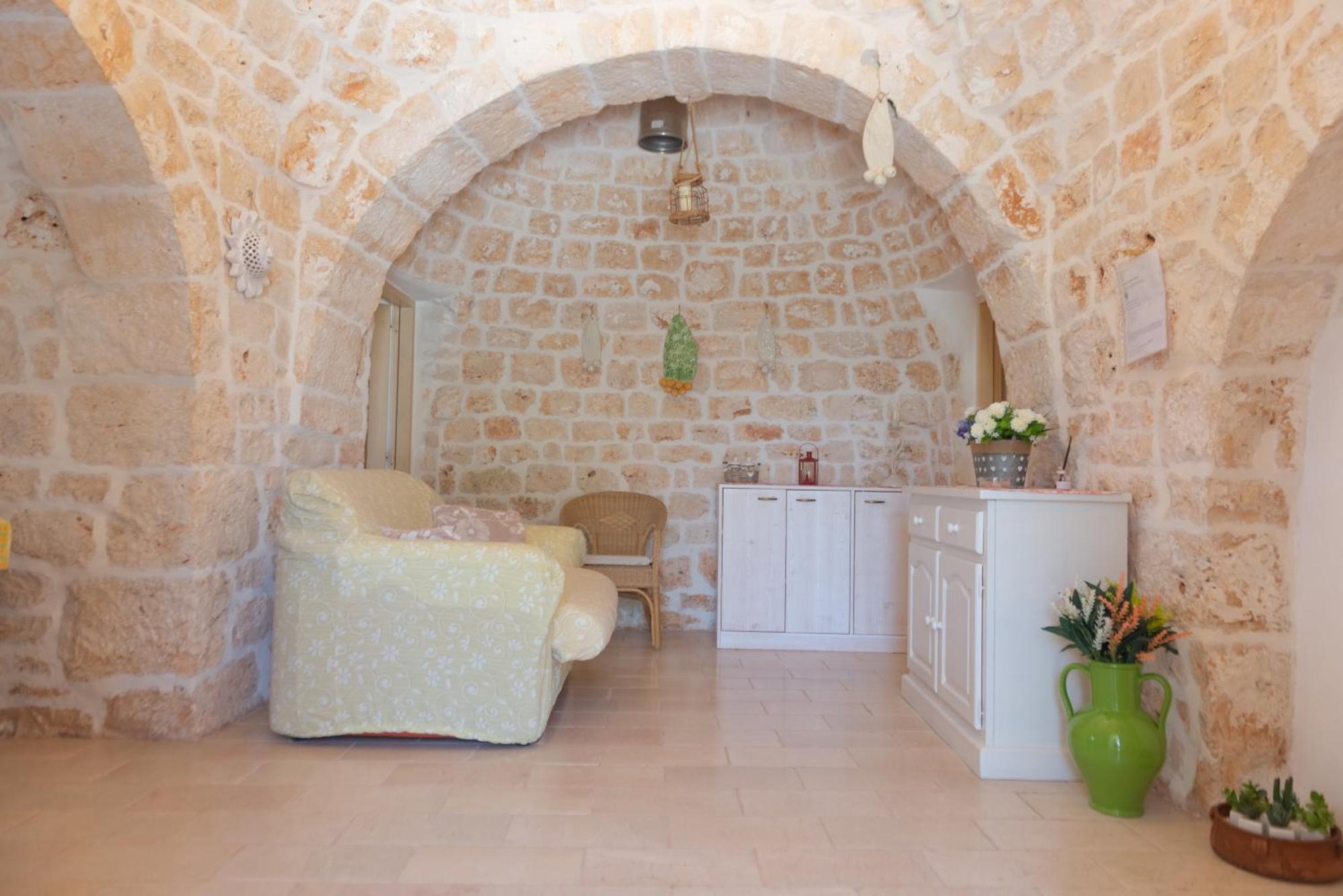 Trullo Filippo With Exclusive Pool Villa Cisternino Exterior photo